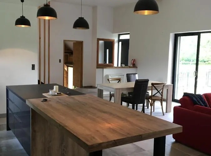 Maison Eskola 別荘 バルキュ